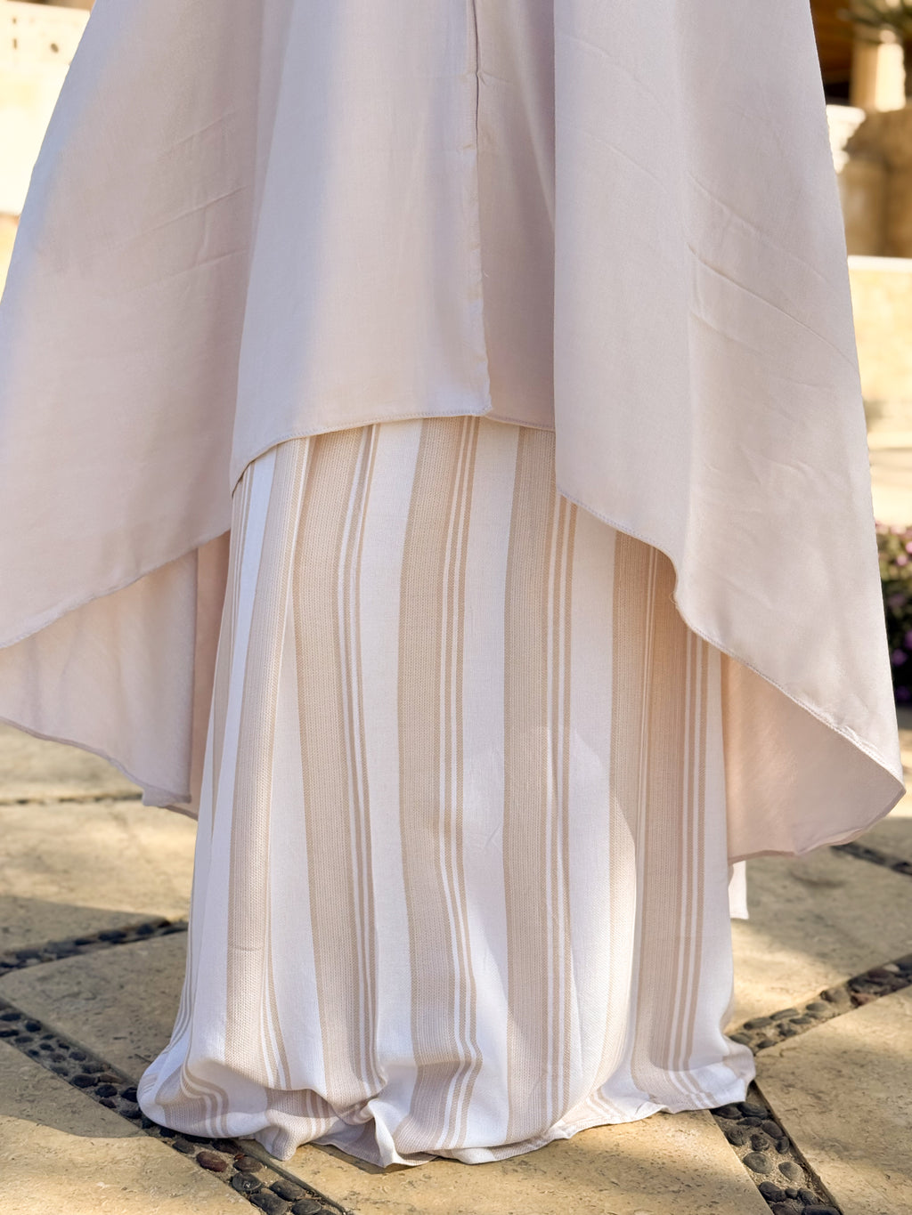 Beige Breeze Stripe