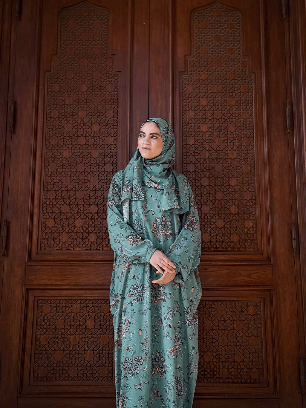 Teal Heritage Reverie